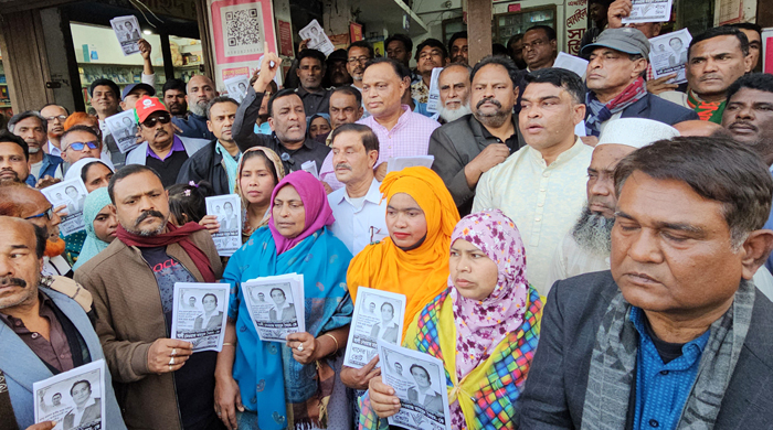 গোয়ালন্দে খৈয়মের ধানের শীষে ভোট চেয়ে বিএনপি নেতা এডঃ আসলাম মিয়ার গণসংযোগ